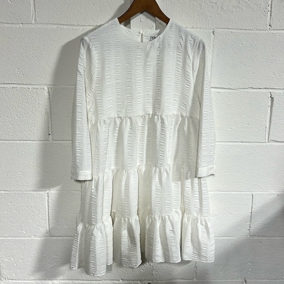 Zara Ivory The Sharon Textured Tiered 3/4 Sleeve Mini Dress Size S - Picture 2 of 5